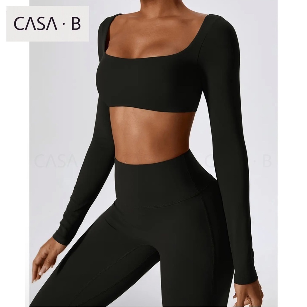 CASA B ACTIVE|Serenity Long sleeve Active Crop + High Waist Flared leggings SET